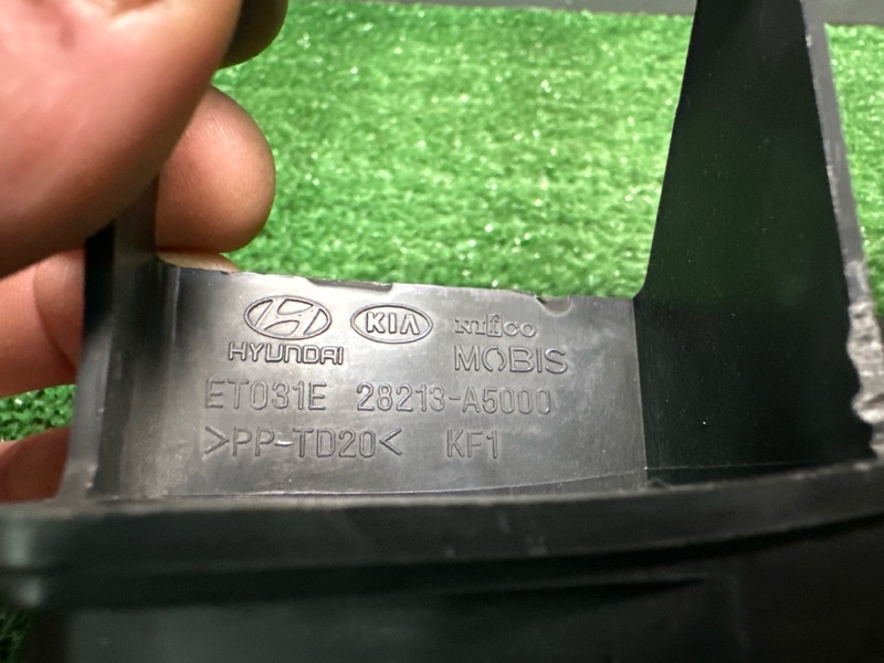 Воздухозаборник Kia Ceed 2 2014 JD