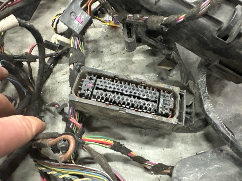 Проводка основная Skoda Yeti 2011