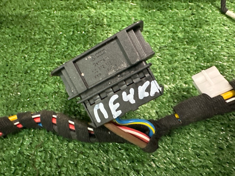 Проводка отопителя Skoda Yeti 2011