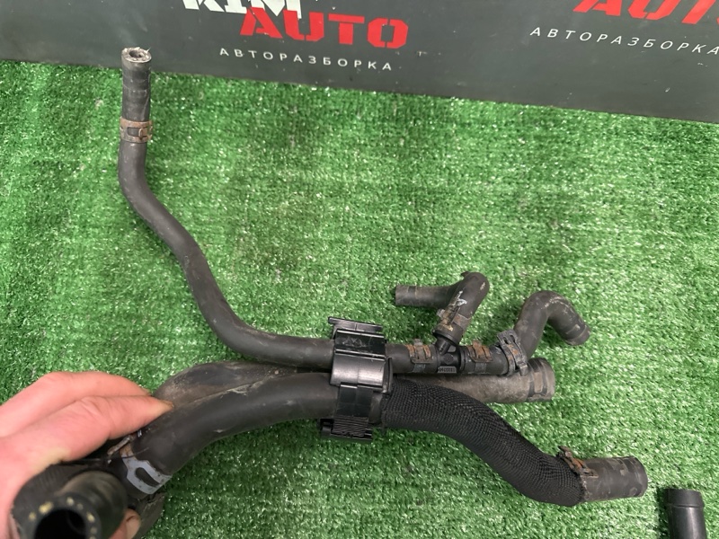 Патрубки охлаждения Skoda Yeti 2011