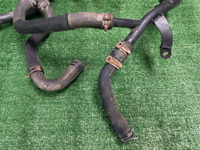 Патрубки охлаждения Skoda Yeti 2011