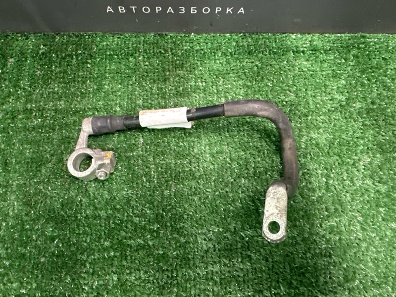 Минусовая клемма АКБ Skoda Yeti 2011