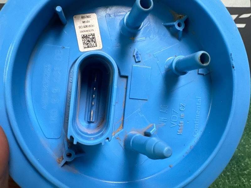 Бензонасос на запчасти Skoda Yeti 2011