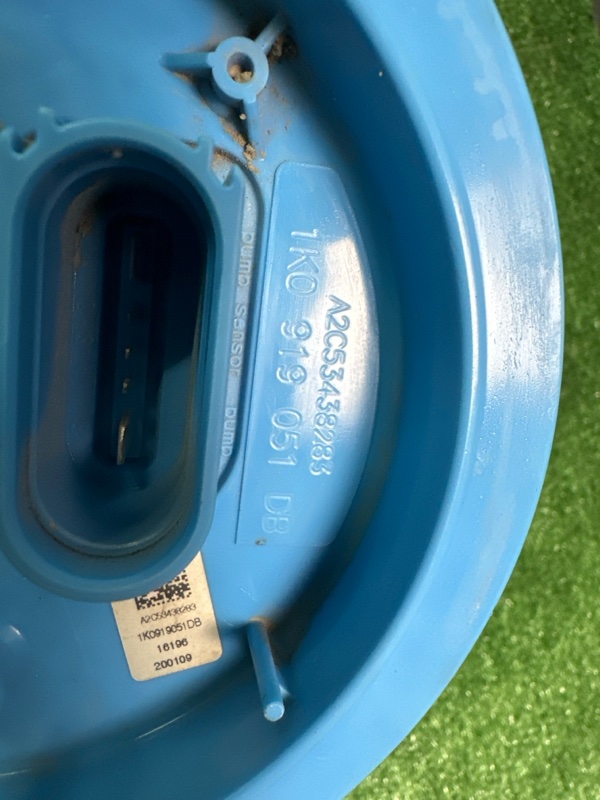 Бензонасос на запчасти Skoda Yeti 2011