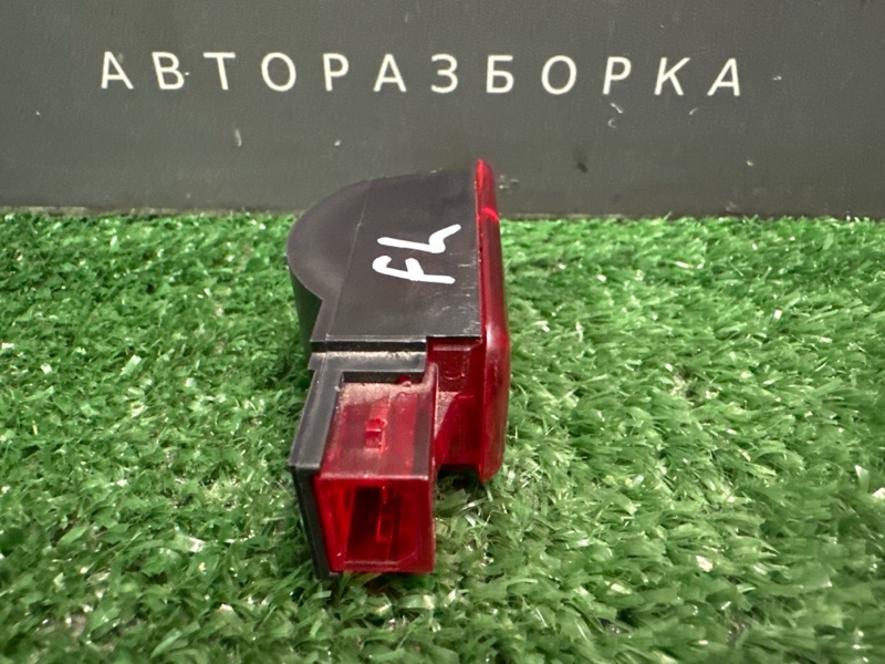 Плафон салонный Skoda Yeti 2011