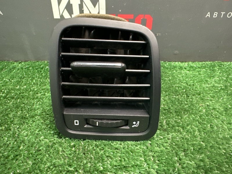 Дефлектор отопителя Skoda Yeti 2011