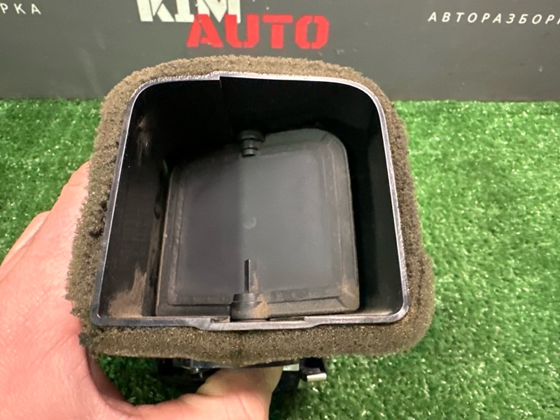 Дефлектор отопителя Skoda Yeti 2011