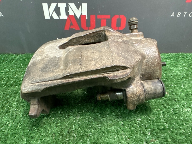 Суппорт тормозной Skoda Yeti 2011