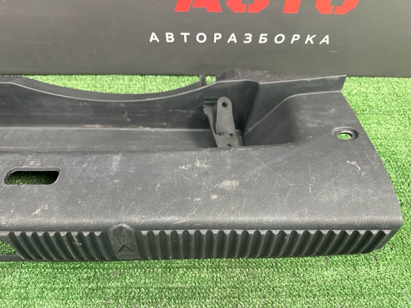 Обшивка задней панели Skoda Fabia 2 2012 HB