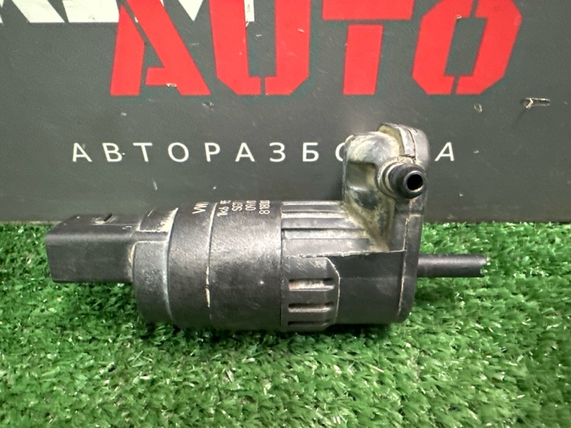 Насос омывателя Skoda Fabia 2 2012 HB
