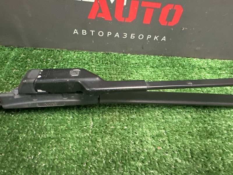 Поводок стеклоочистителя правый Skoda Fabia 2 2012 HB