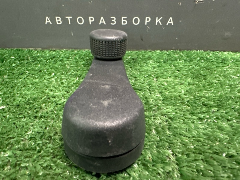 Ручка стеклоподъемника Skoda Fabia 2 2012 HB