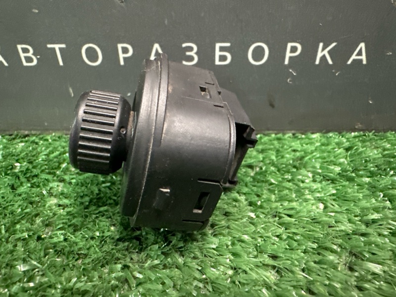 Блок управления зеркалами Skoda Fabia 2 2012 HB
