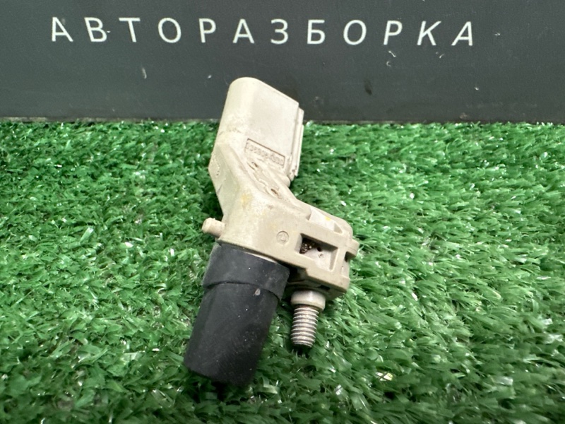 Датчик положения коленвала Skoda Fabia 2 2012 HB