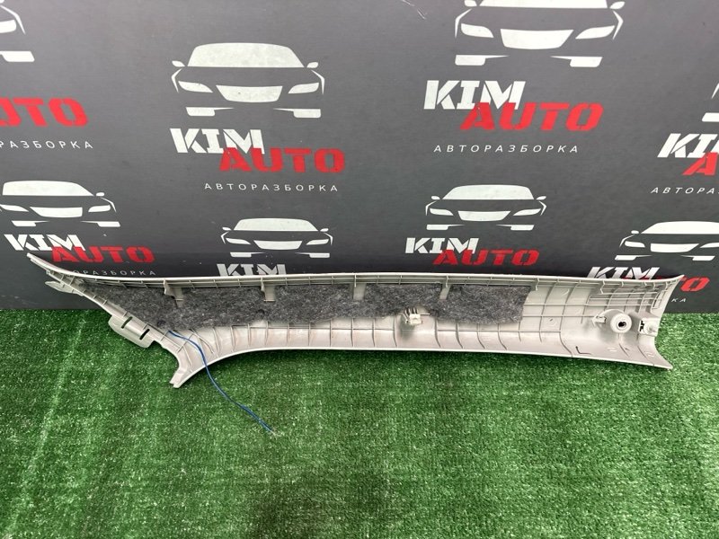 Накладка стойки лобового стекла Kia Cerato 2 TD 2011