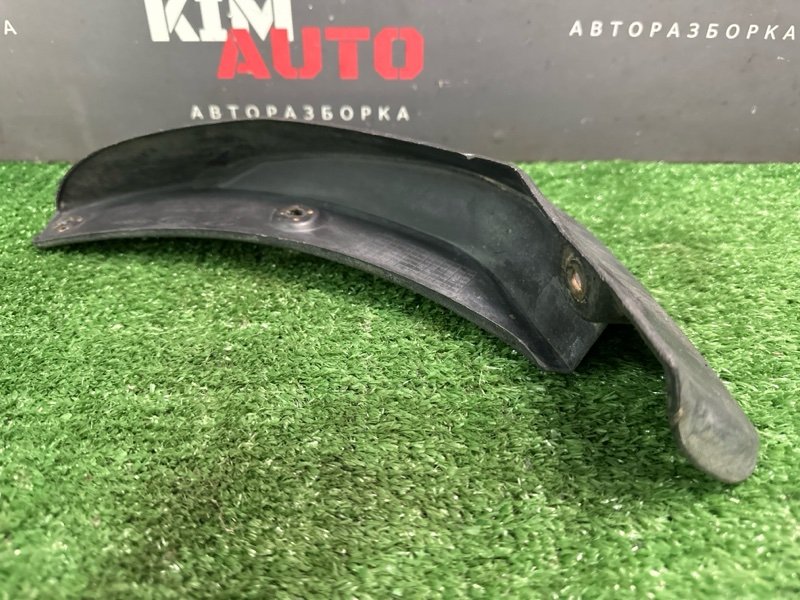 Брызговик Kia Cerato 2 TD 2011