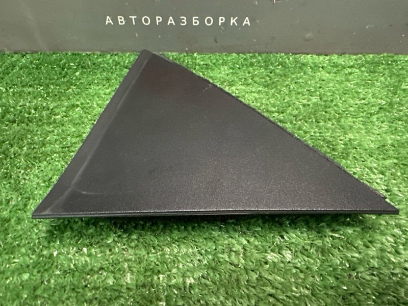 Накладка двери наружная треугольник Kia Cerato 2 TD 2011