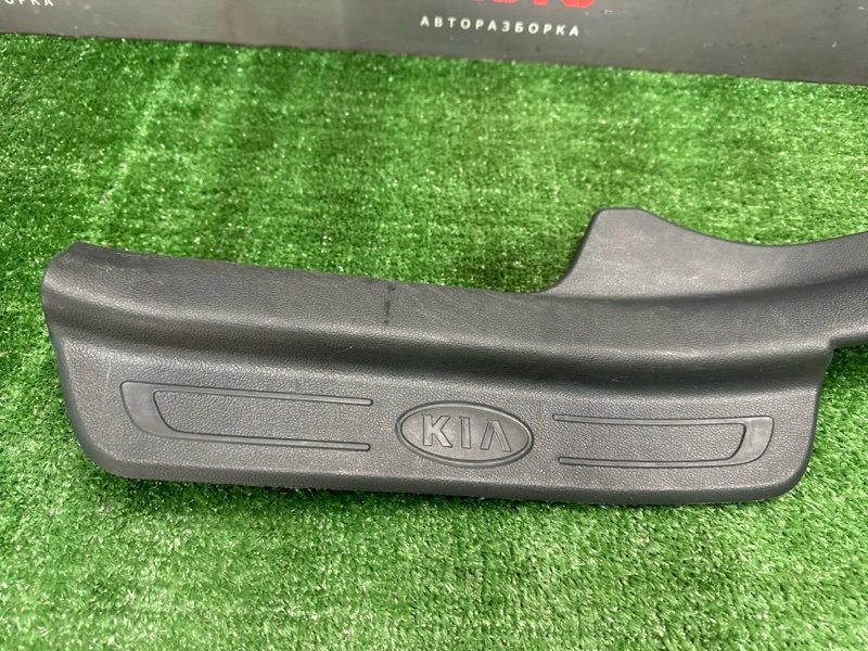 Накладка порога салона Kia Cerato 2 TD 2011