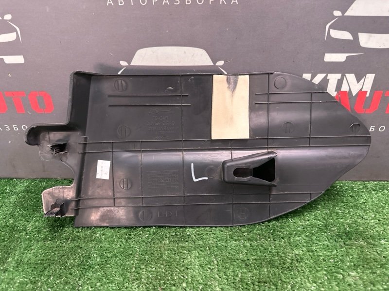 Накладка центральной консоли Kia Cerato 2 TD 2011