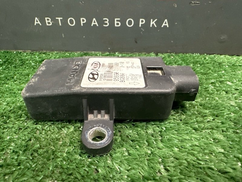 Датчик угла поворота руля (датчик ускорения) Kia Cerato 2 TD 2011