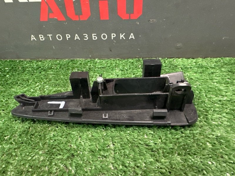 Накладка двери Kia Cerato 2 TD 2011