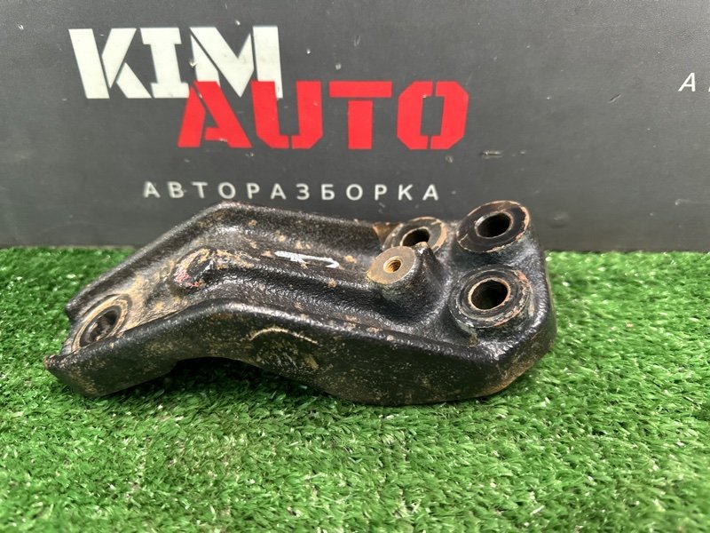 Кронштейн двигателя Kia Cerato 2 TD 2011