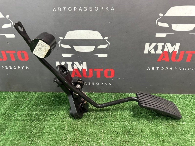 Педаль газа Kia Cerato 2 TD 2011