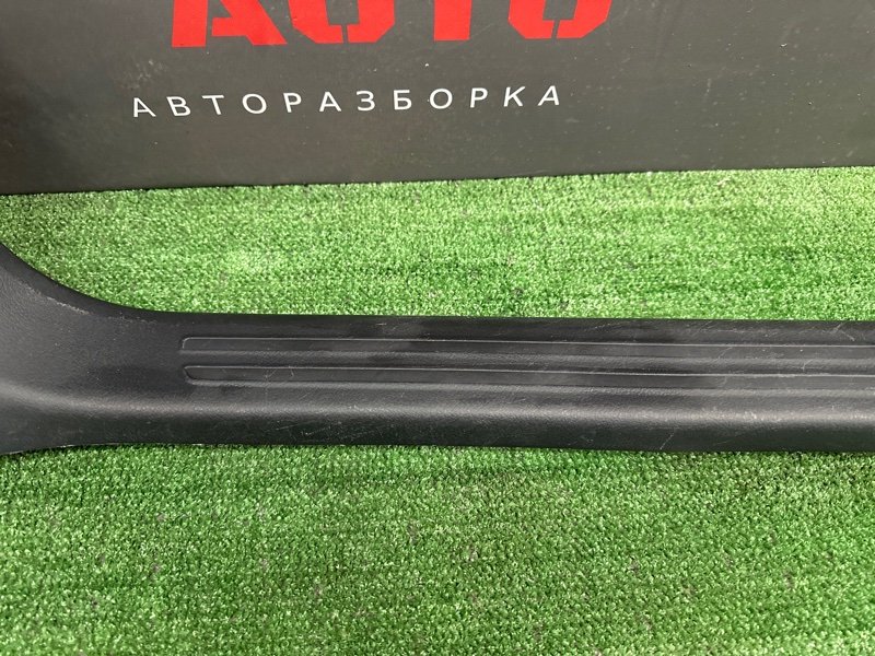 Накладка порога внутренняя Audi A6 quattro 2007 C6