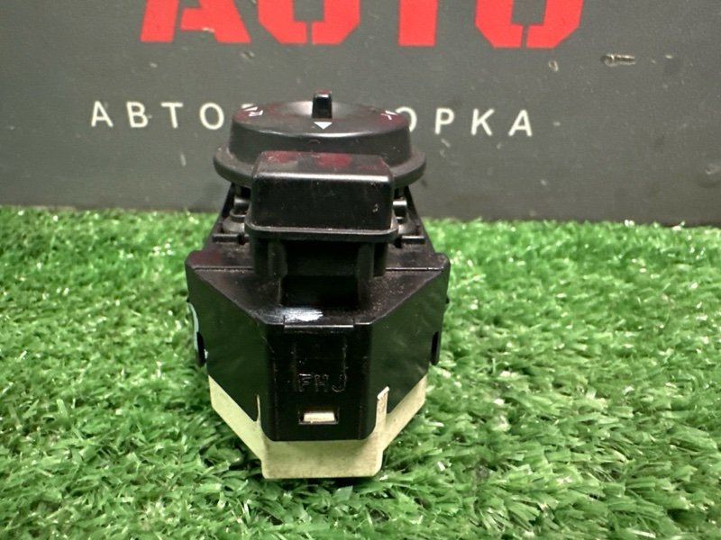 Блок управления зеркалами Kia Ceed SW 2011 ED
