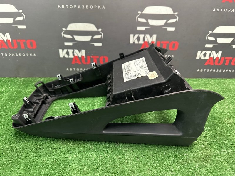 Накладка центральной консоли Kia Ceed SW 2011 ED