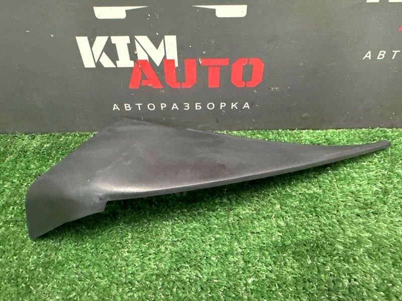 Накладка зеркала внутренняя(уголок) Audi A6 quattro 2007 C6