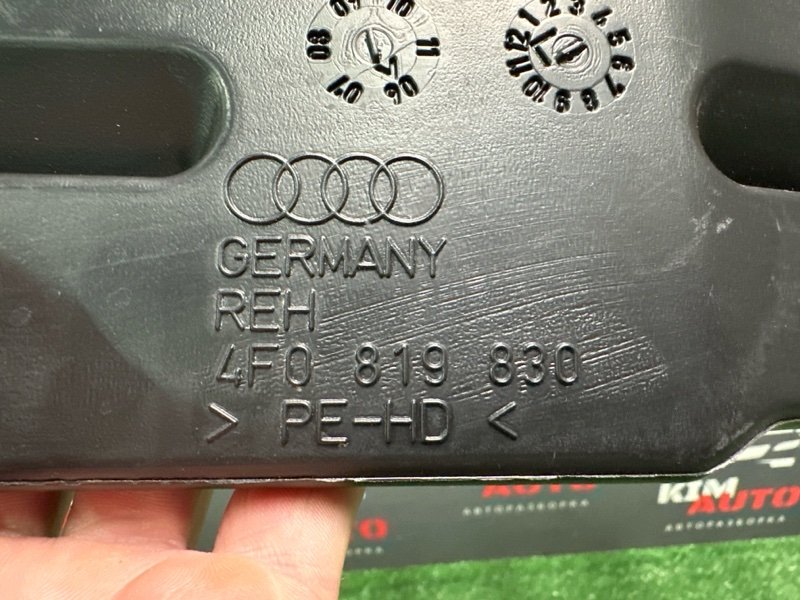 Воздуховод салона Audi A6 quattro 2007 C6