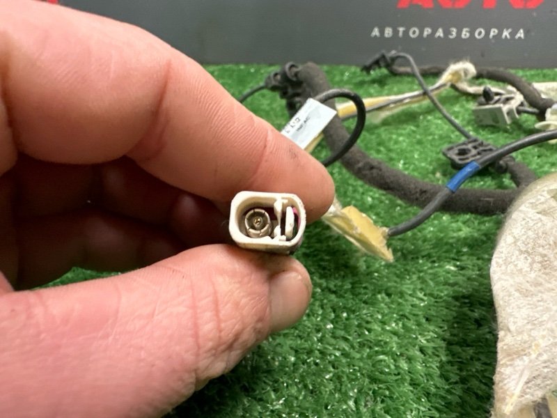 Проводка антенны Kia Ceed SW 2011 ED