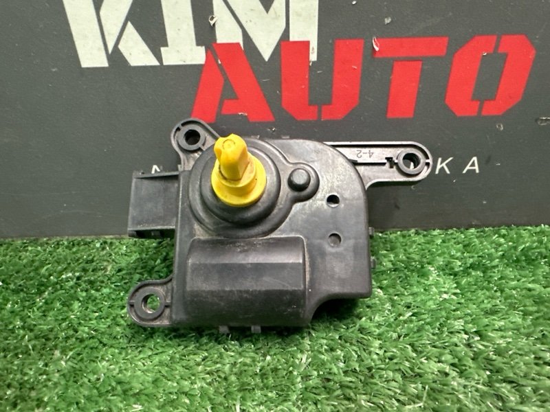 Сервопривод заслонки печки Kia Ceed SW 2010 ED