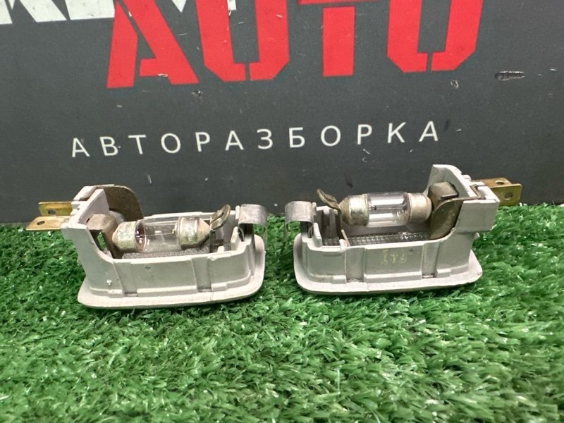 Плафон подсветки солнцезащитных козырьков Kia Ceed SW 2011 ED