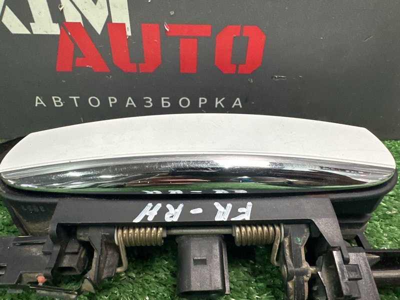 Ручка двери внешняя с бесключевым доступом Audi A6 quattro 2007 C6
