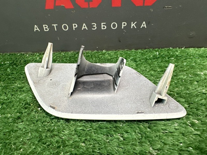 Крышка форсунки омывателя фар Audi A6 quattro 2007 C6