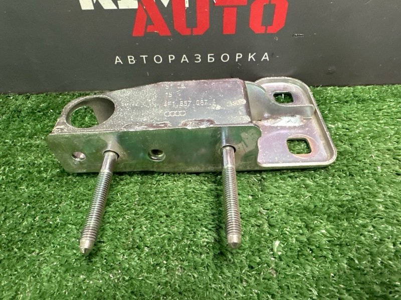 Кронштейн Торпедо Audi A6 quattro 2007 C6