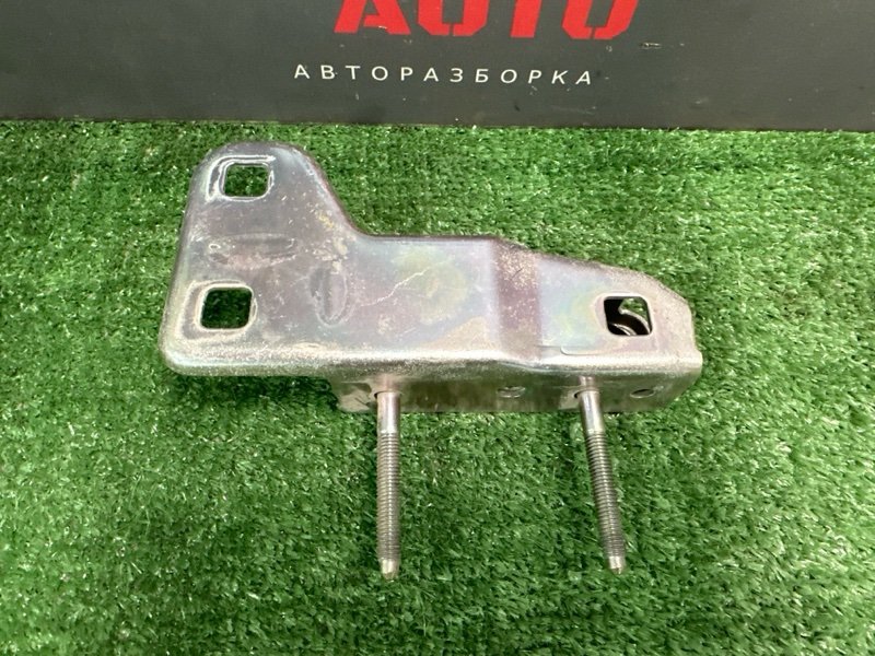 Кронштейн Торпедо Audi A6 quattro 2007 C6