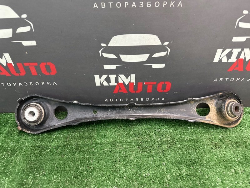 Рычаг нижний поперечный задней подвески(косточки) Audi A6 quattro 2007 C6