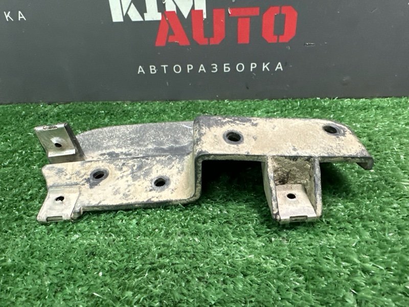 Брызговик Audi A6 quattro 2007 C6