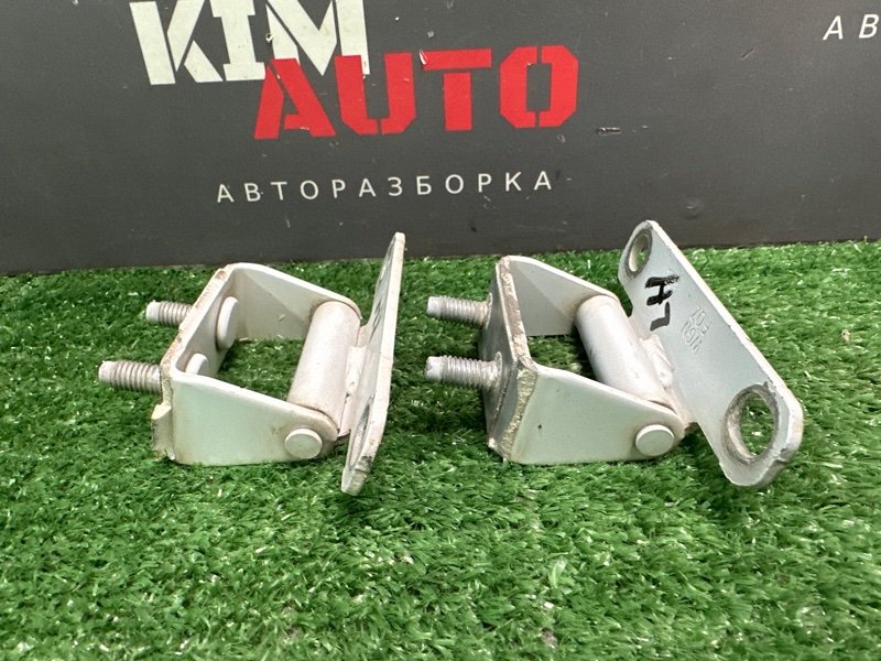Петли крышки багажника Kia Ceed SW 2010 ED
