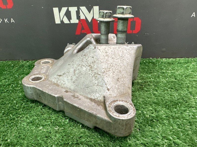 Кронштейн кпп Kia Ceed SW 2010 ED