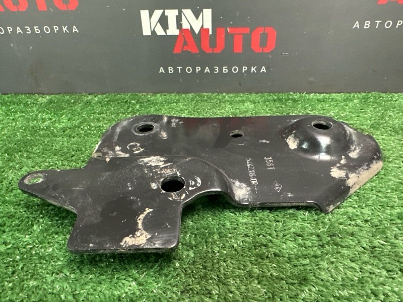 Кронштейн переднего подрамника Lada X-Ray Cross 2022