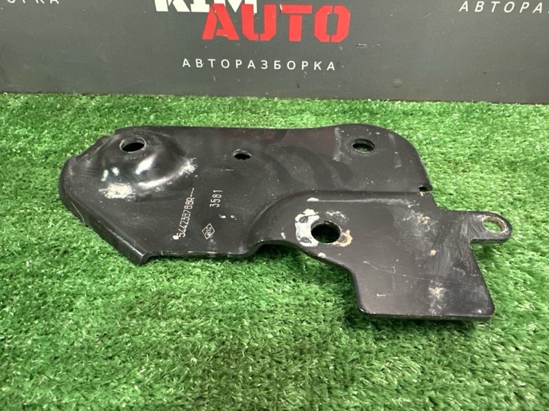 Кронштейн переднего подрамника Lada X-Ray Cross 2022