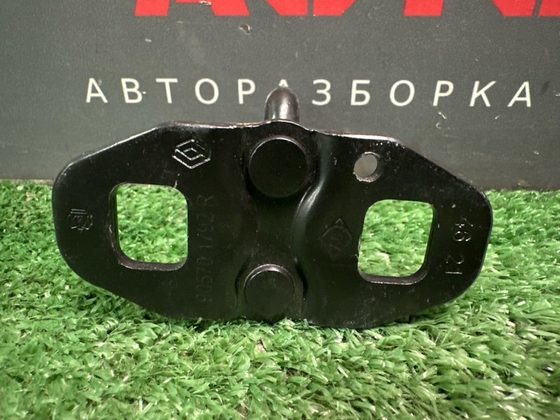 Ответная часть замка двери Lada X-Ray Cross 2022