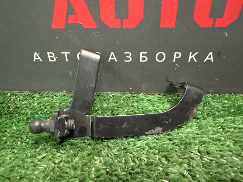 Кронштейн Audi A6 quattro 2007 C6