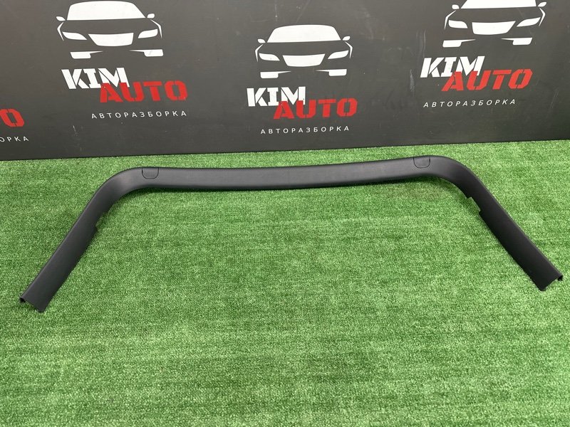Обшивка крышки багажника верхняя Kia Sportage 2 2009 KM