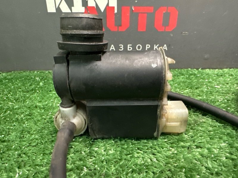 Насос омывателя Kia Sportage 2 2009 KM