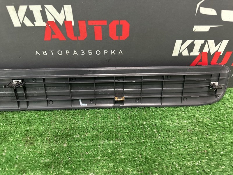 Накладка порога Kia Sportage 2 2009 KM